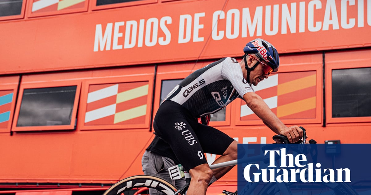 Pidcock ready for podium as Vingegaard all but guarantees Vuelta triumph with stage win