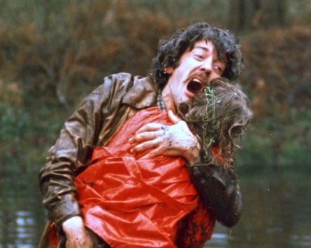 Donald Sutherland and Sharon Williams in Don’t Look Now.