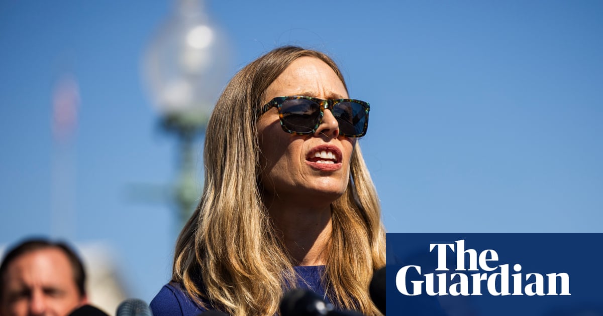Epstein abuse survivors urge lawmakers to back bill that would release all files