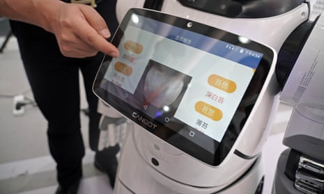 AI robot, specialised for traditional Chinese medicine, shown in Beijing, 2020