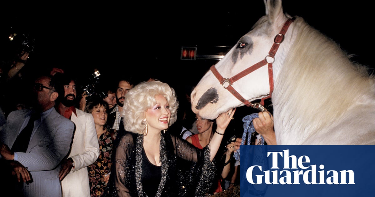 Burning flags, busty blondes and bison skulls: 48 photographs that capture America at 250