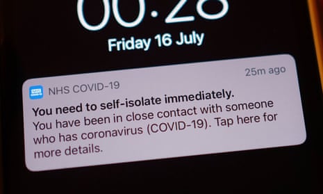 A notification issued by the NHS coronavirus contact tracing app.