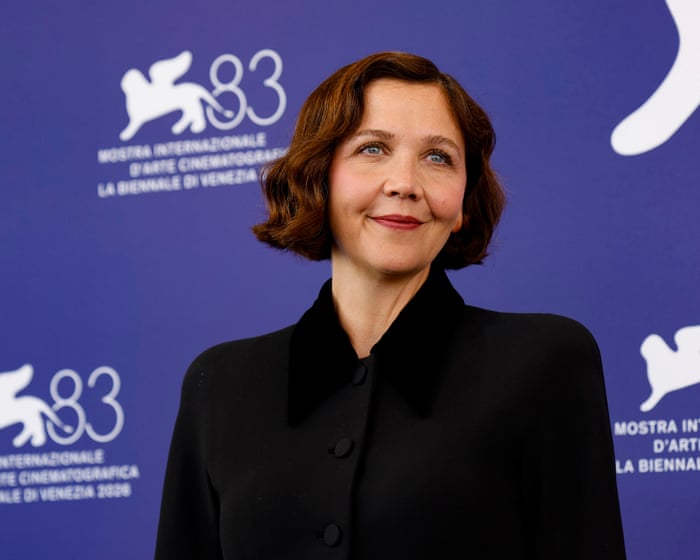マギー・ギレンホール、映画業界には性差別の「構造的な問題」があると指摘