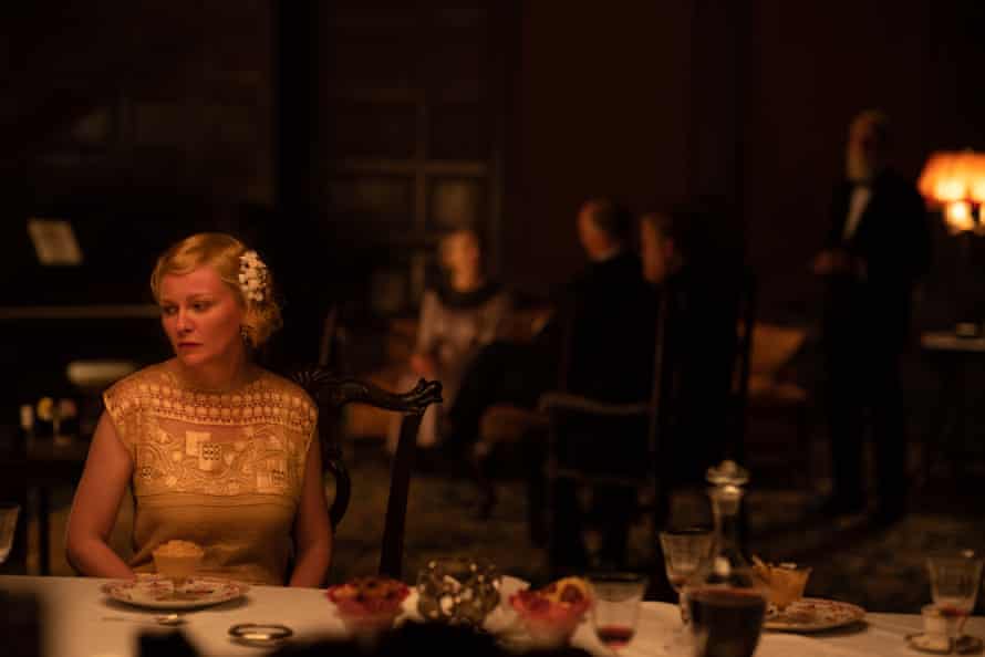 Kirsten Dunst as Rose in The Power of the Dog.