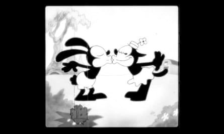 Imagen tomada de un nuevo cortometraje animado con Oswald the Lucky Rabbit.  Considerado como el predecesor de Mickey Mouse, el personaje fue creado por Walt Disney para Universal y debutó en 1927.