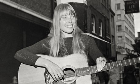 Ingenue … Joni Mitchell at 24, in London.
