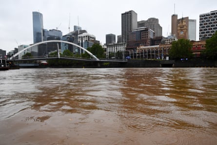 The Yarra River filled with dust in Melbourne, 23 January