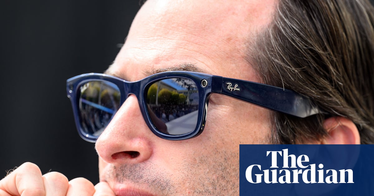 âIâm not spyingâ: how Metaâs smartglasses have divided opinion