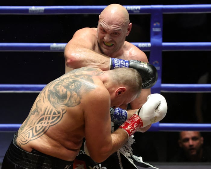 Tyson Fury defeats 46-year-old Mariusz Wach in warm-up for expected Joshua bout