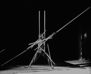 Stick dance, 1928 Developed from the previous sketches, the ‘stick dance’ saw a performer turned into a shifting grid of geometric lines