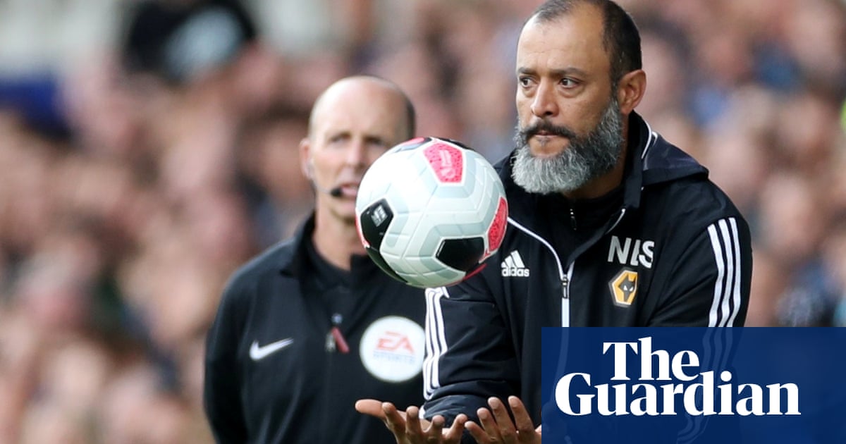 Football League clubs who defy Rooney rule should lose points, says report