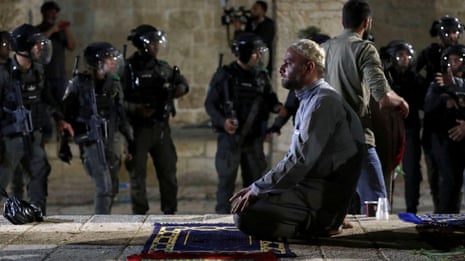 Israeli police clash with Palestinians at al-Aqsa mosque – video