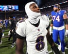 "La reazione di Lamar Jackson all'incidente con un tifoso durante la partita Ravens vs Bills: riflessioni e conseguenze"