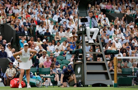 Umpire Nico Helworth deals with the aftermath of the electronic line-calling system being briefly turned off during Anastasia Pavlyuchenkova’s match with Sonay Kartal