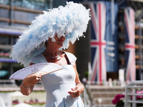 A racegoer connected time 5 of Royal Ascot.