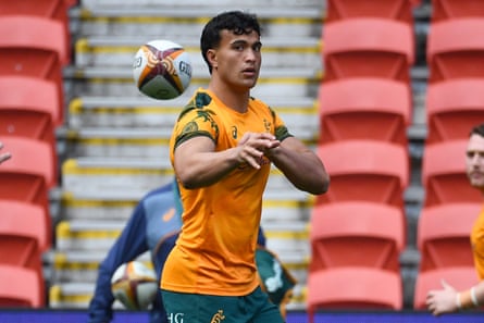 Joseph Suaalii in training