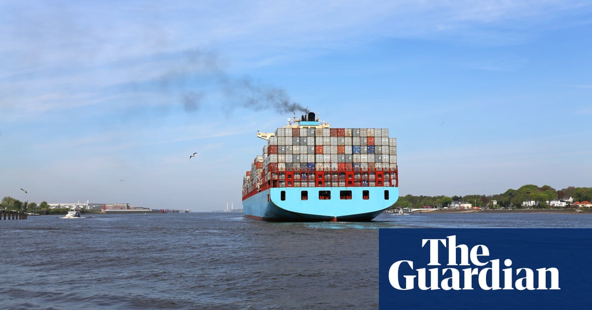 UN shipping summit criticised for ‘dangerous’ delay on emissions plan