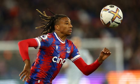 Transfer roundup: Bayern close on Olise, Chelsea seal €60m Estêvão Willian signing | Transfer window | The Guardian