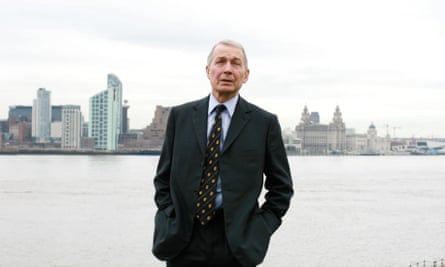 Frank Field in Liverpool on the banks of the Mersey