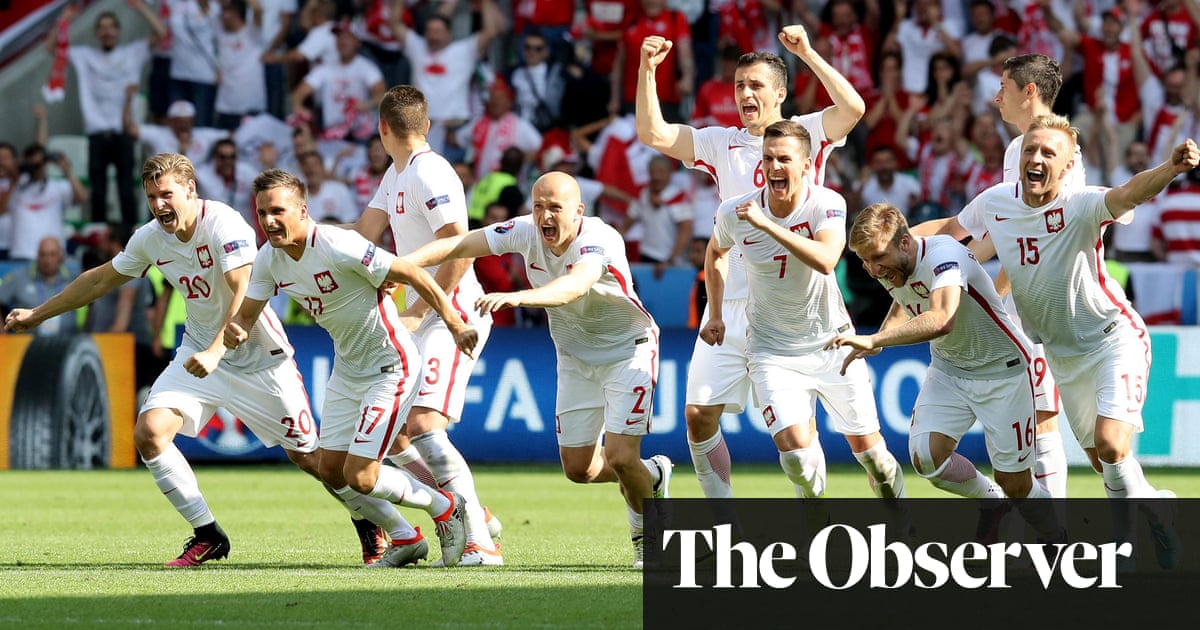 Poland Hold Nerve After Switzerland S Granit Xhaka Blazes Penalty Wide Euro 16 The Guardian Poland Hold Nerve After Switzerland S Granit Xhaka Blazes Penalty Wide Euro 16 The Guardian