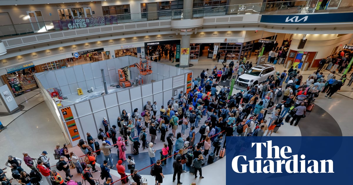 TSA workers try to survive second shutdown and ICE influx: ‘We need to be paid’