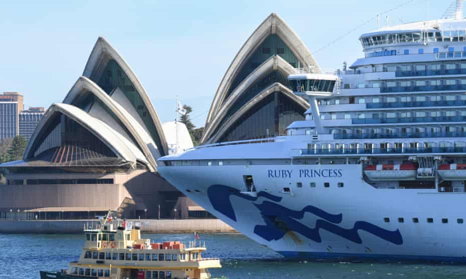 Ruby Princess departs Sydney Harbour on 19 March 2020