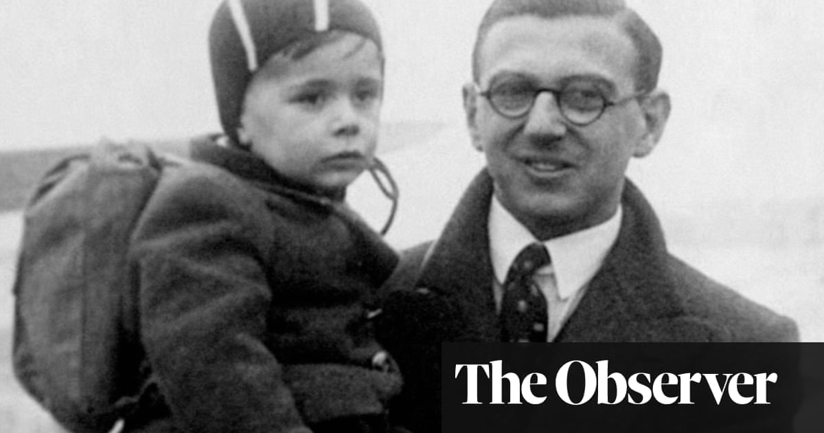 С излизането на One Life продуцентът казва че Никълъс Уинтън