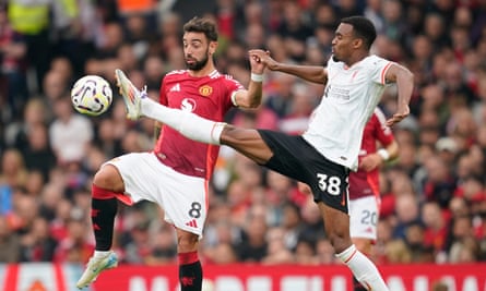 Ryan Gravenberch challenges Bruno Fernandes during Liverpool’s 3-0 win.