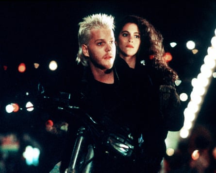 Kiefer Sutherland and Jami Gertz in The Lost Boys.