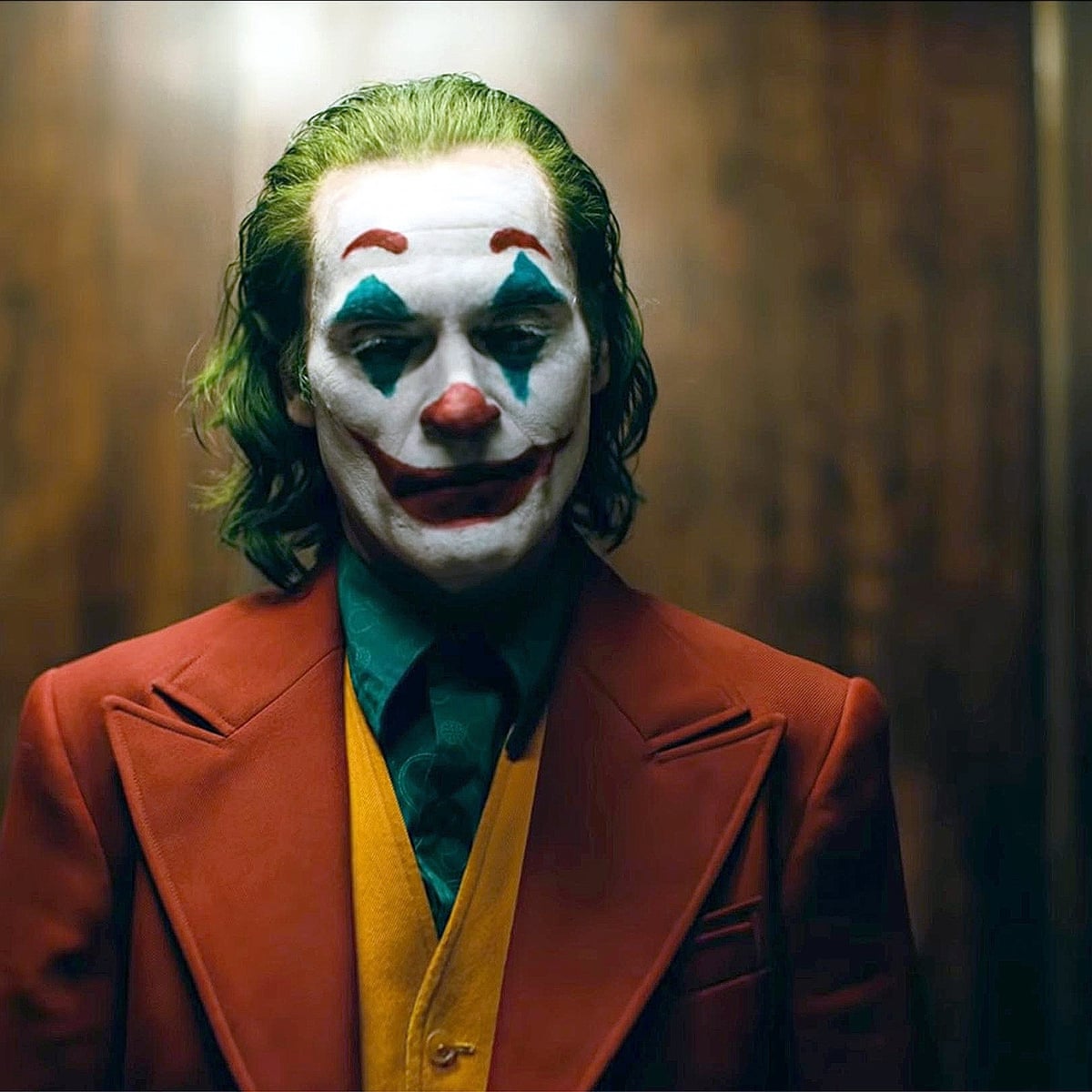 Joker review – Joaquin Phoenix's villain has last laugh in twisted ...