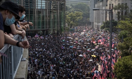 The protests on Sunday attracted thousands of demonstrators, as the unrest enters its 14th week.