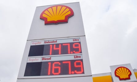 une station-service Shell dans le centre de Londres