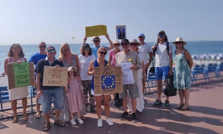 Protesters in Nice