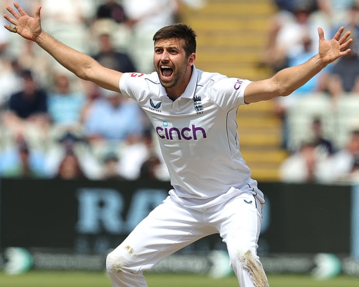 England opt to take ultra-cautious approach over Wood’s injury return