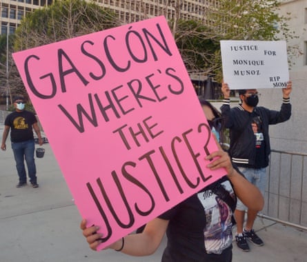 Community members demanding recall of George Gascón.