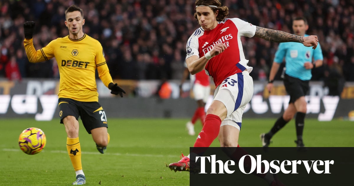 Calafiori edges Arsenal past Wolves after controversial red for Lewis-Skelly
