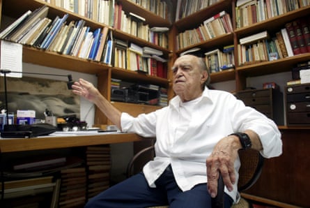 Revered worldwide … Niemeyer in his office at the age of 95.