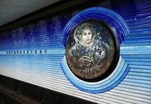 Valentina Tereshkova, the first woman in space, immortalized in Kosmonavtlar station