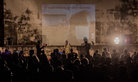 Announcing the beginning of Ciné Guimbi’s construction, Burkina Faso.