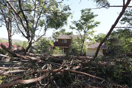 Residents clean up after severe thunderstorms in Queensland