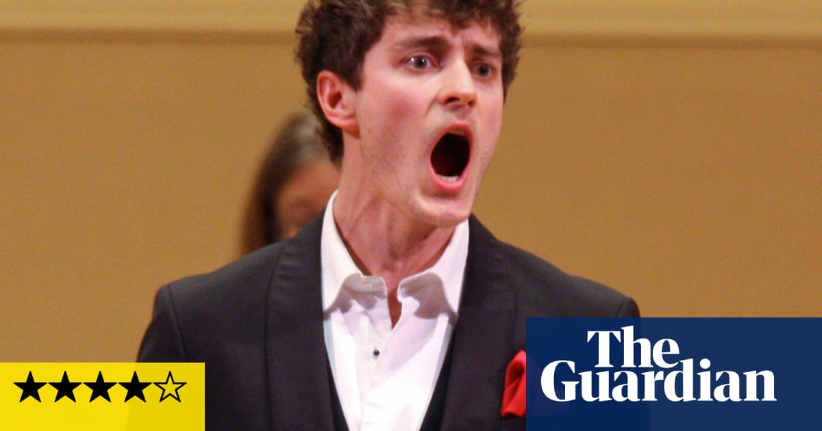 Jakub Józef Orliński review – breakdancing baroque specialist shows