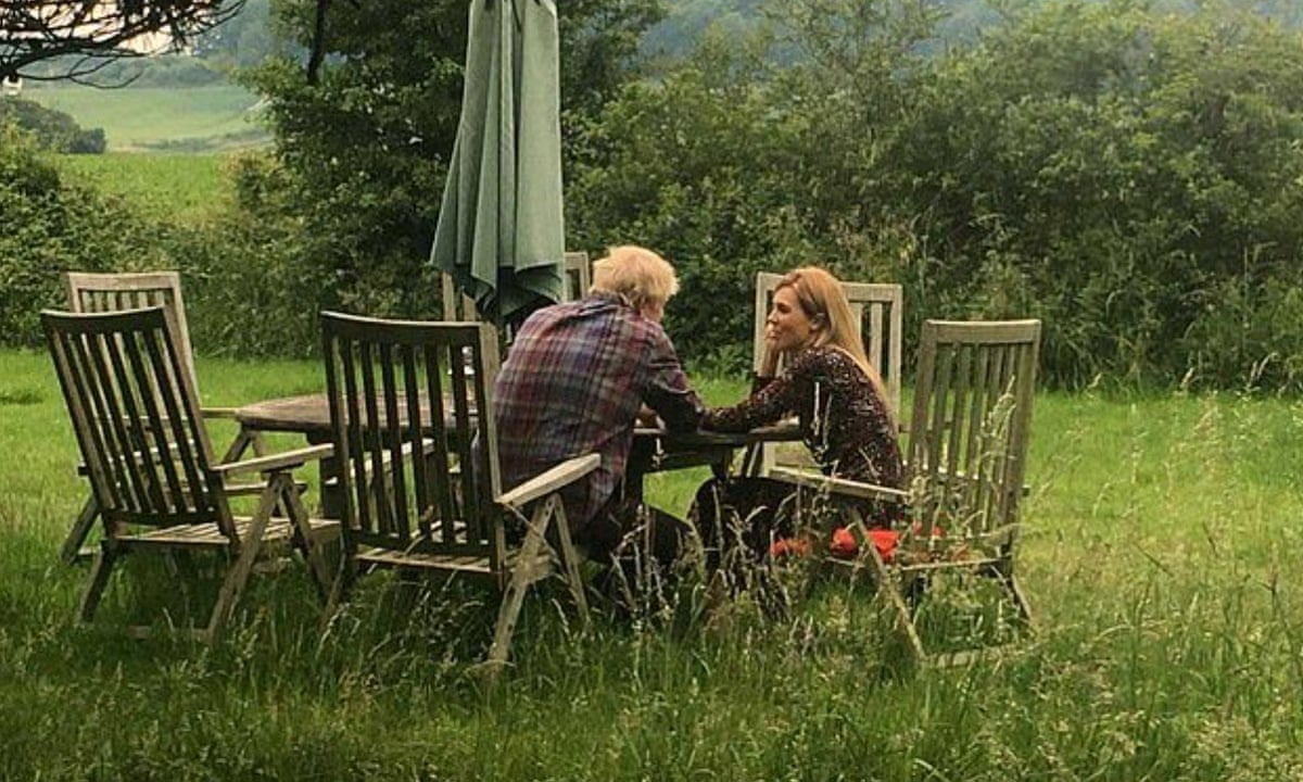 Boris Johnson Will Not Say Who Released Photo With Partner Or When It Was Taken Politics The Guardian