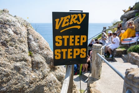 'Steep steps' sign