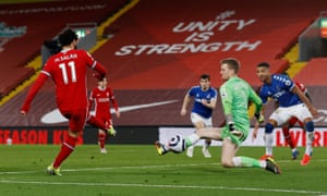 Pickford overthrows Salah.
