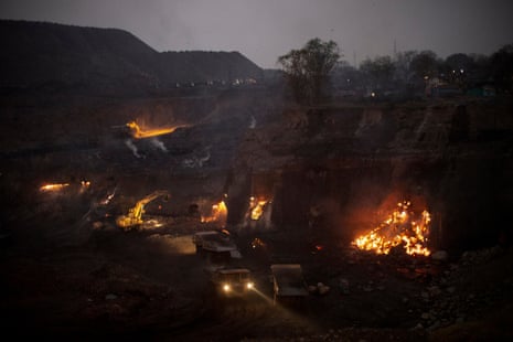 Fires on Rajapur coal mine are encroaching on Bastakloa village
