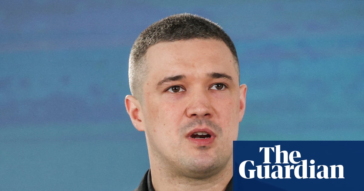 Ukraine’s dismissed defence minister calls for wartime presidential election