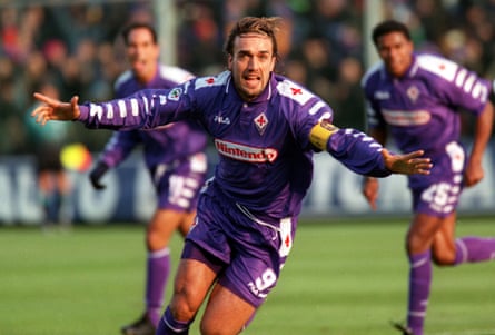 Gabriel Batistuta scores for Fiorentina against Milan in 1998.