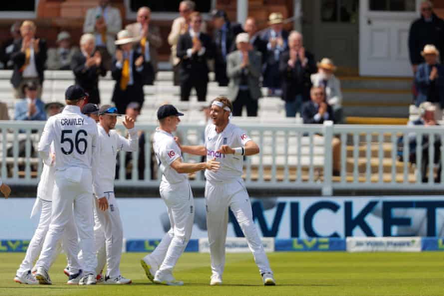 Stuart Broad is congratulated by his teammates after sparking a New Zealand batting collapse.