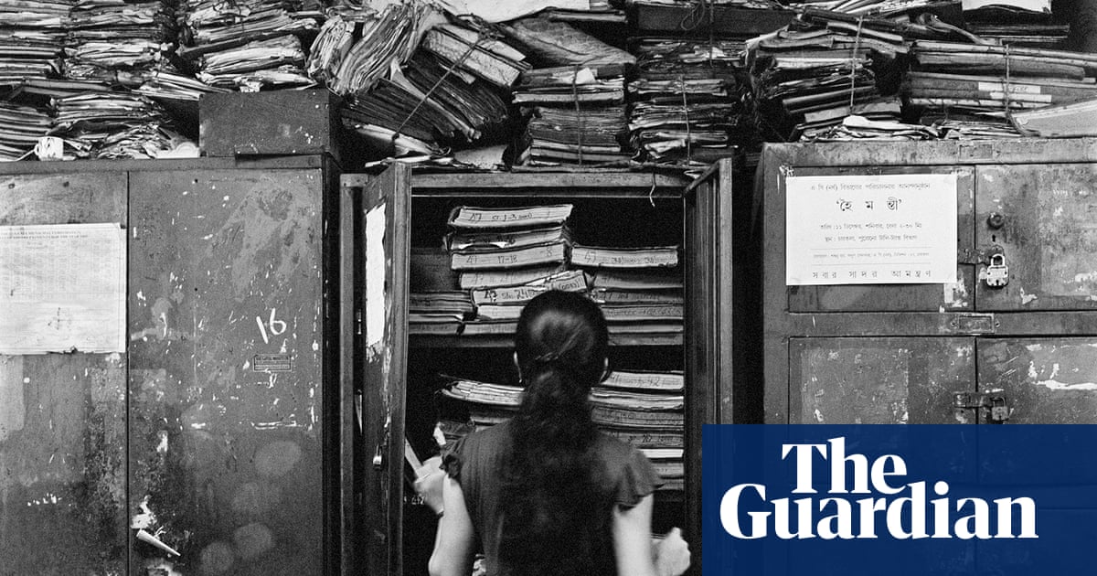 ‘Images you can smell’ – novelist Orhan Pamuk on Dayanita Singh’s mesmerising photos of India’s disintegrating archives