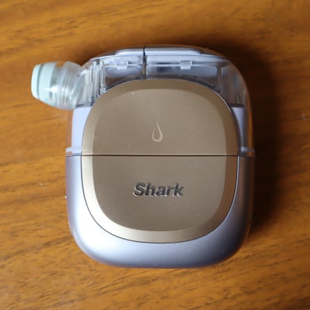 Shark FacialPro Glow-exfoliation-2